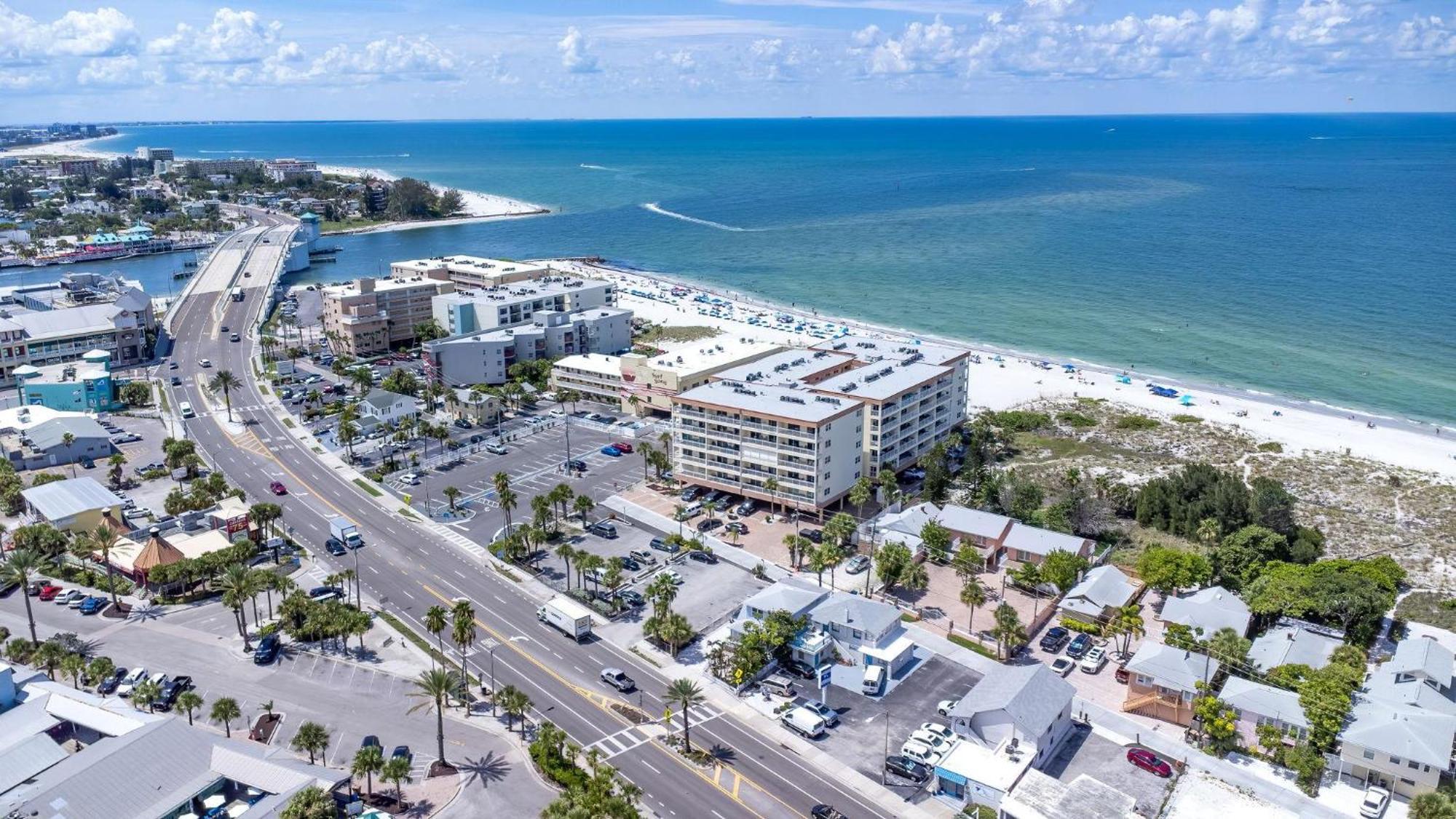 Beachfront Madeira Norte St. Pete Beach Exterior foto